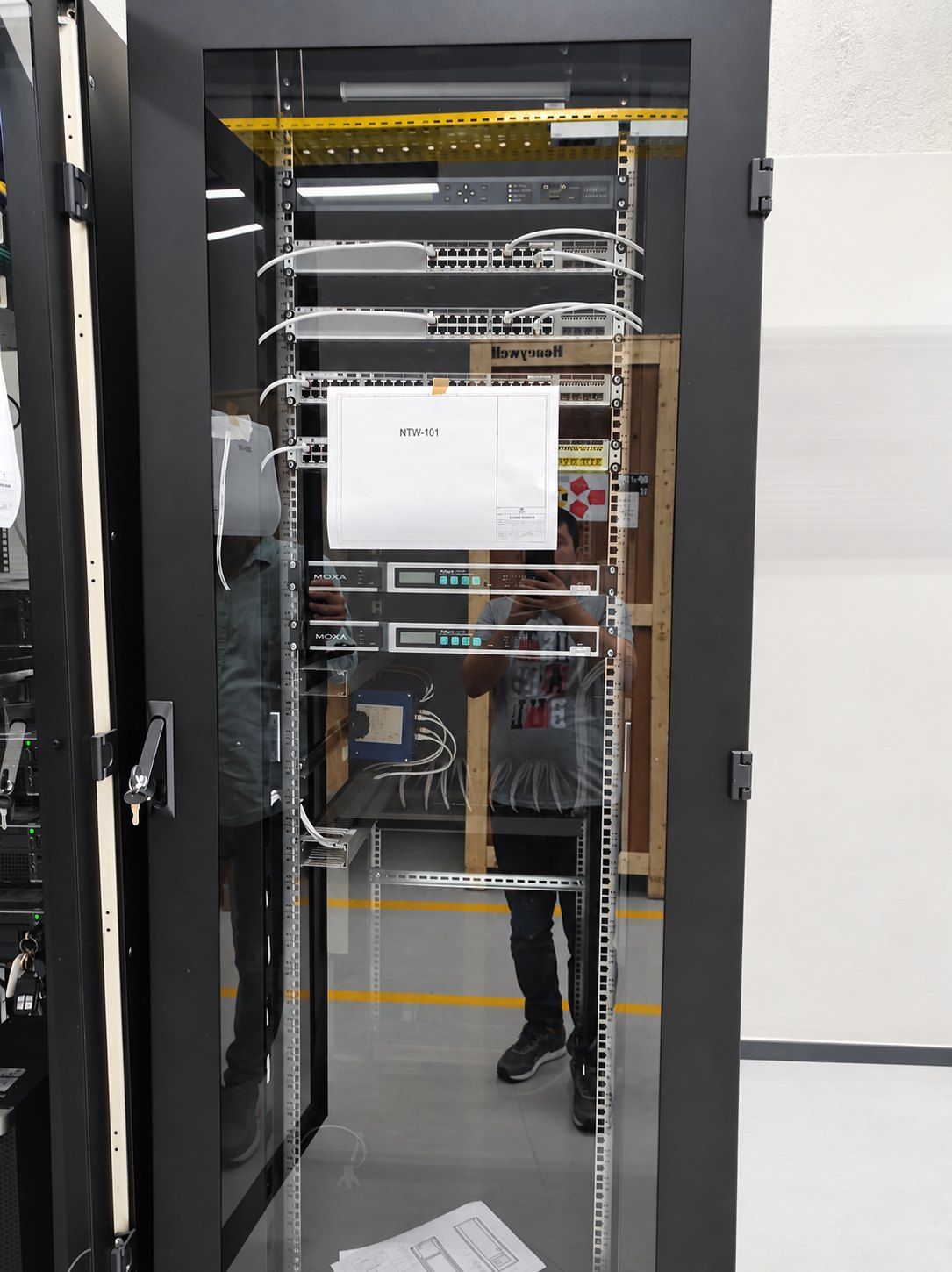Maleic Gebze · Process Control — Network cabinet assembly